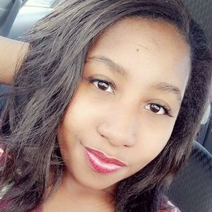 Meet your Posher, Dayona